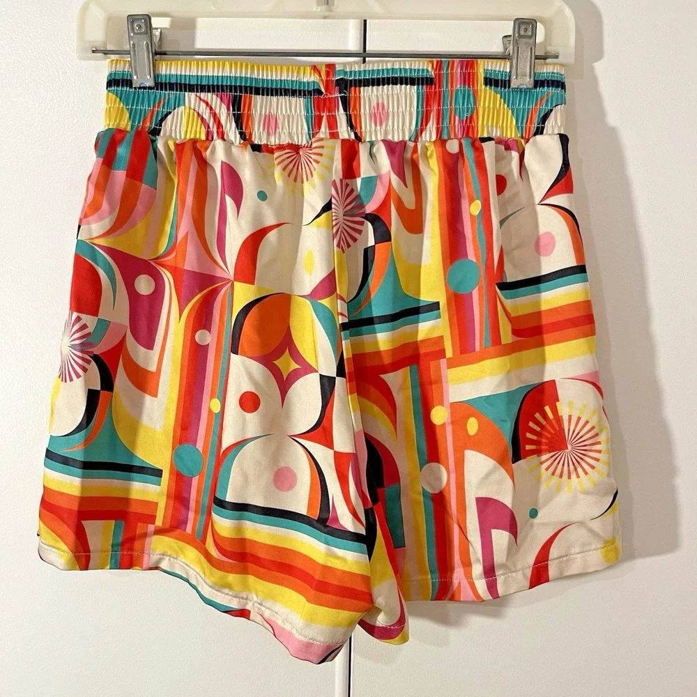 AKIRA women bold mosaic
